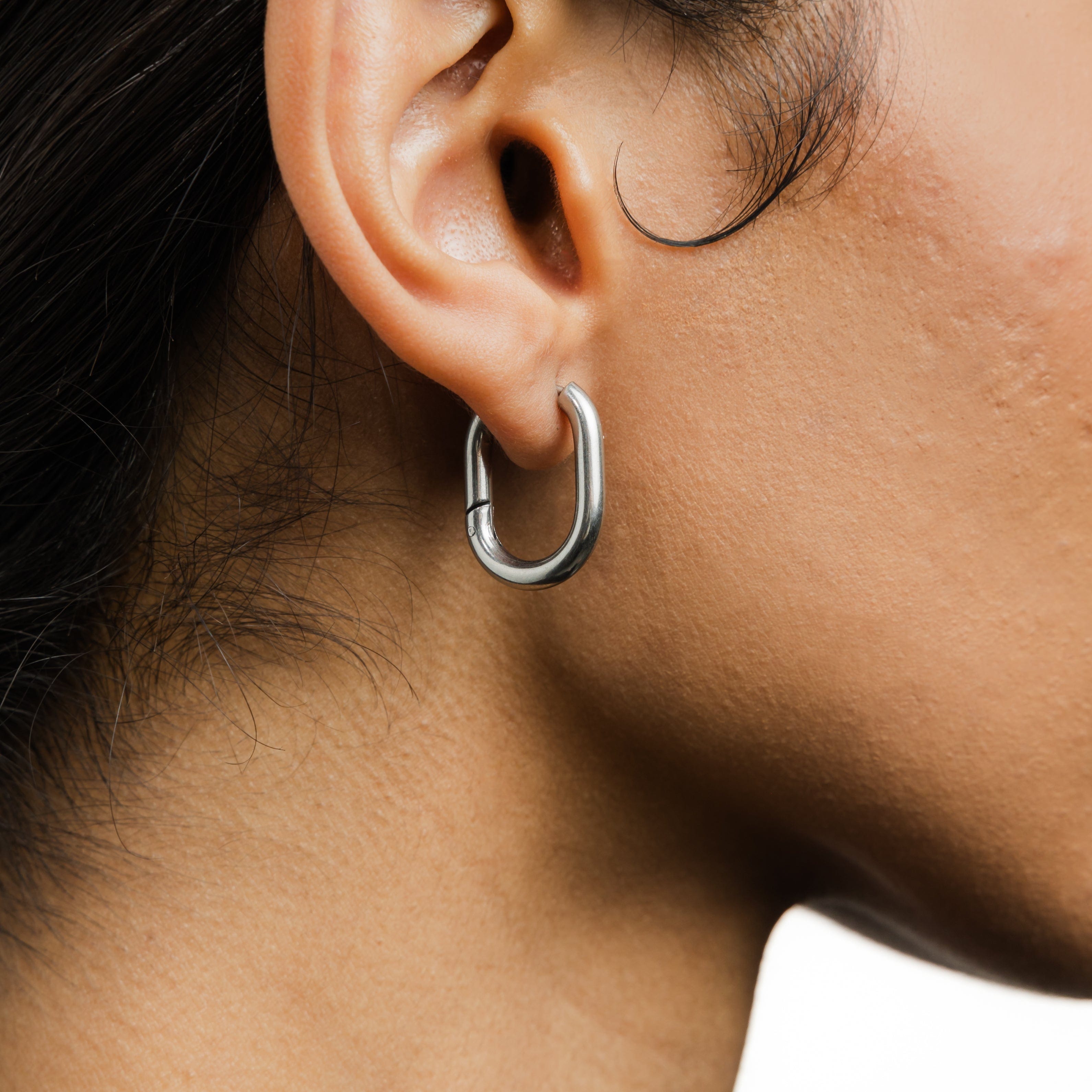 Essential Oval Hoops