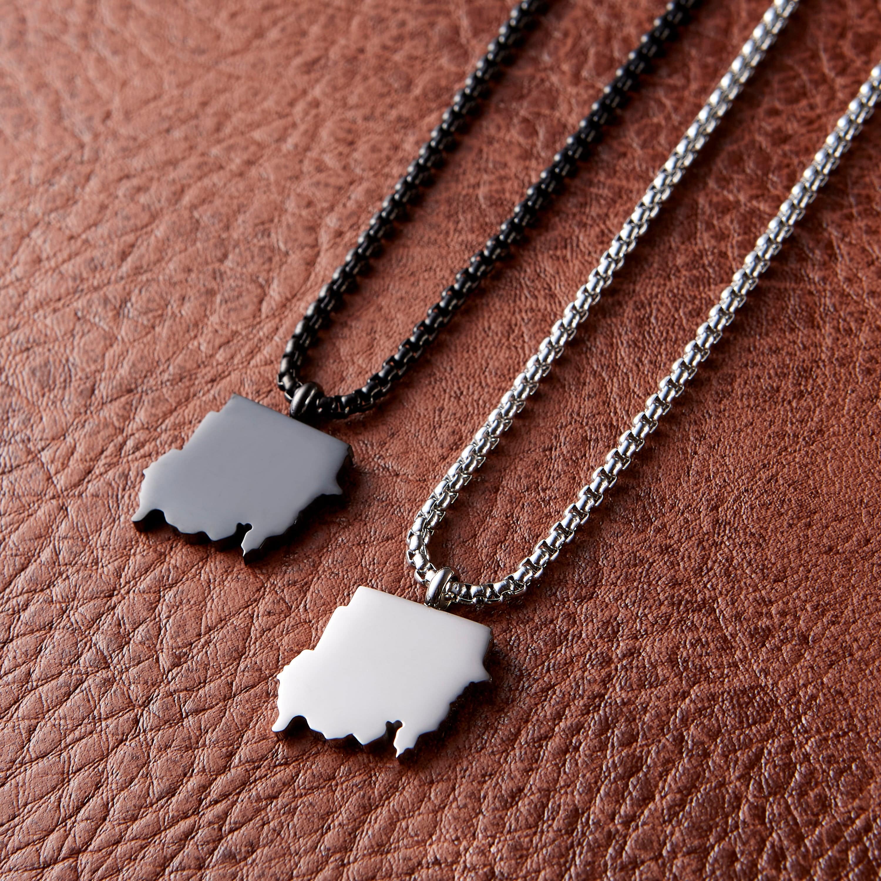 Country Map Necklace | Men